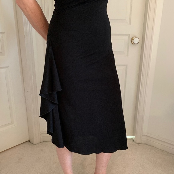 Black One Shoulder Dress (size 4-6) - Picture 2 of 4